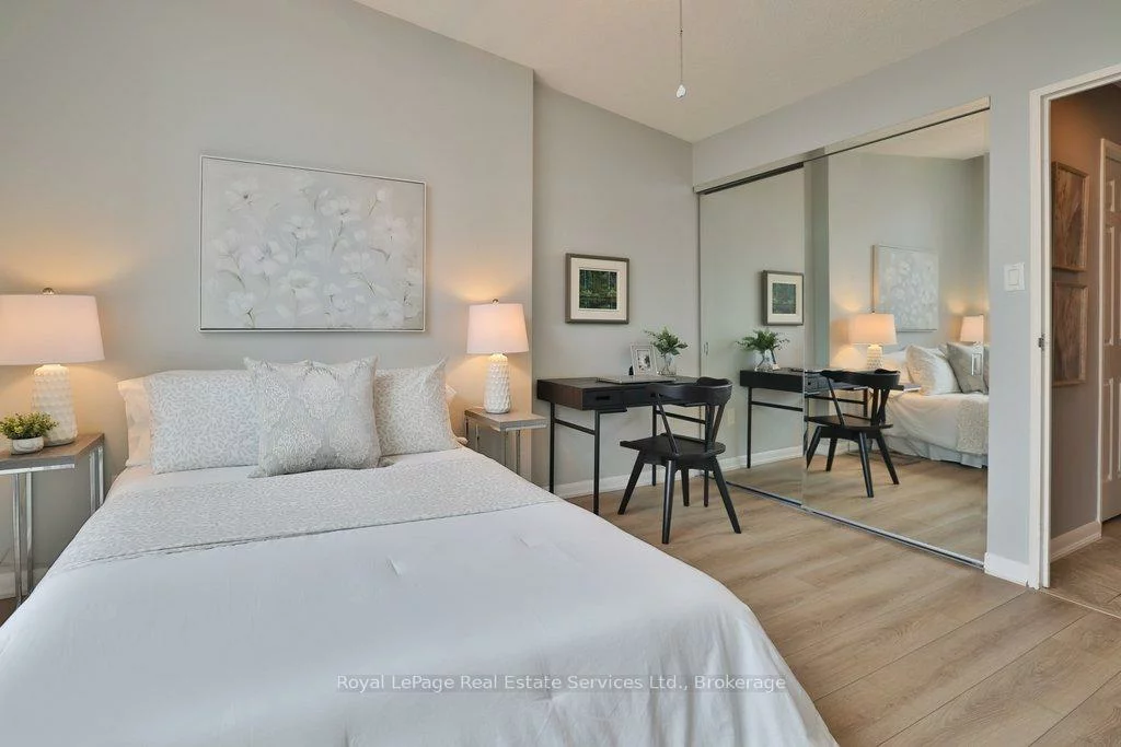 2185, Marine, 1001 - BR Bronte, Oakville