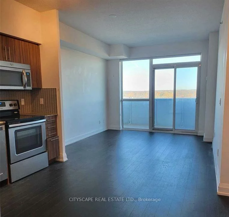 65, Speers, 1002 - CO Central, Oakville