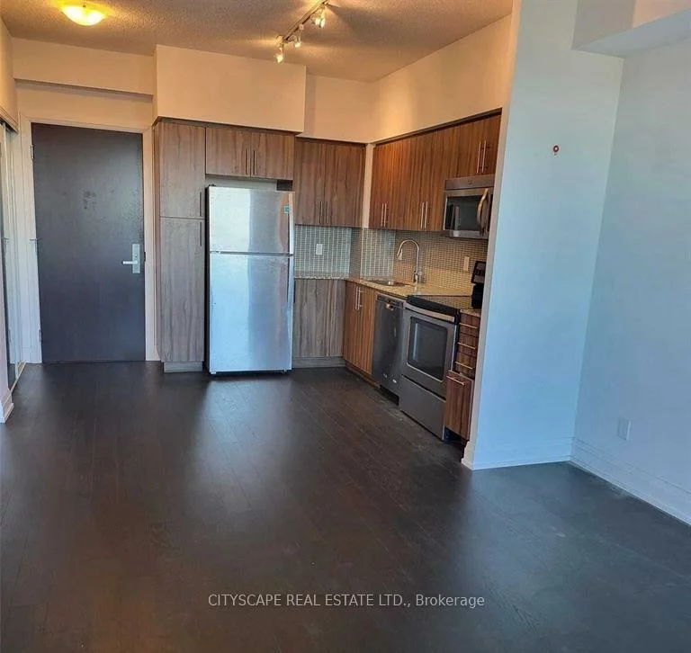 65, Speers, 1002 - CO Central, Oakville