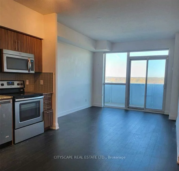 65, Speers, 1002 - CO Central, Oakville