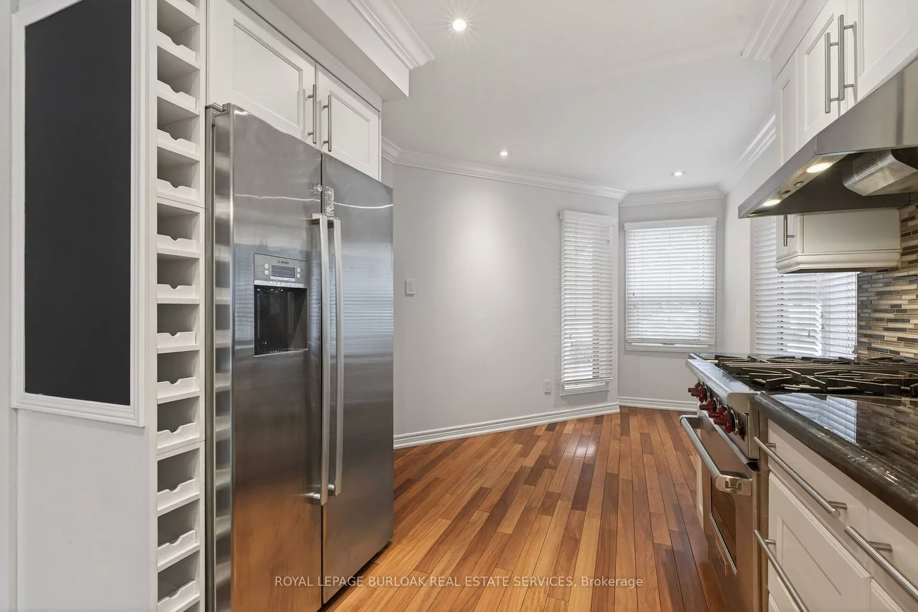 2065, Sixth, 1015 - RO River Oaks, Oakville