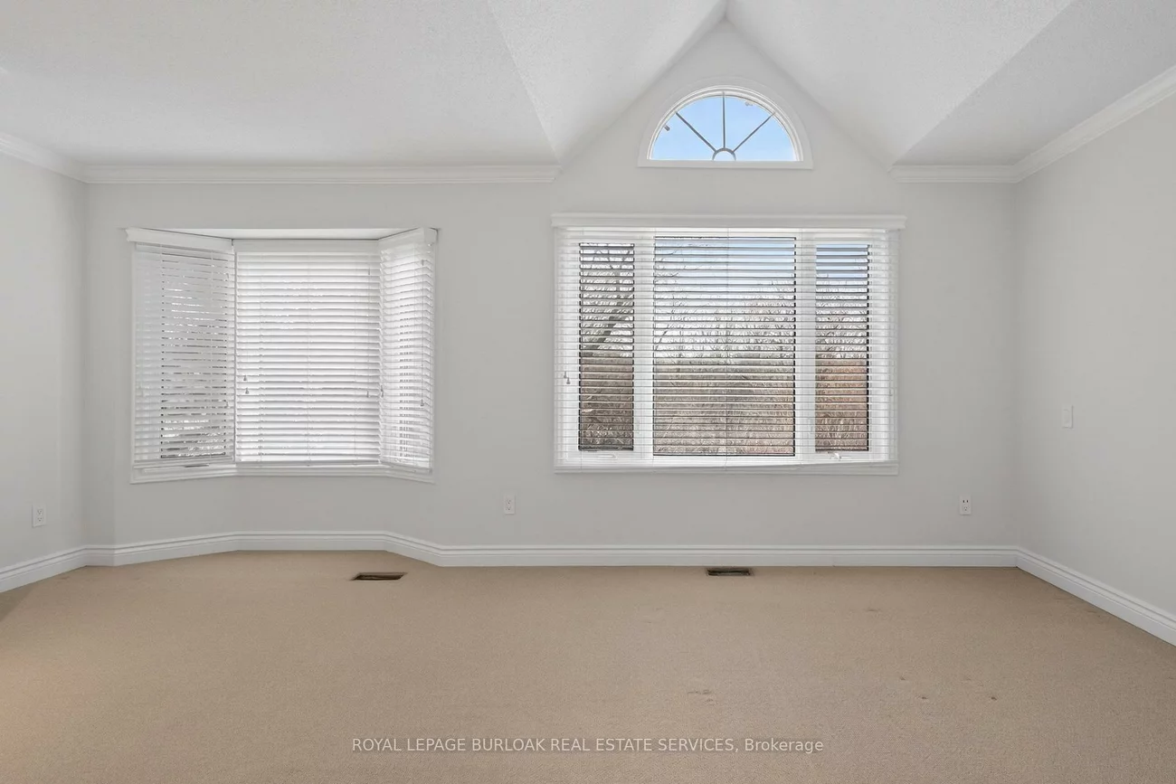 2065, Sixth, 1015 - RO River Oaks, Oakville