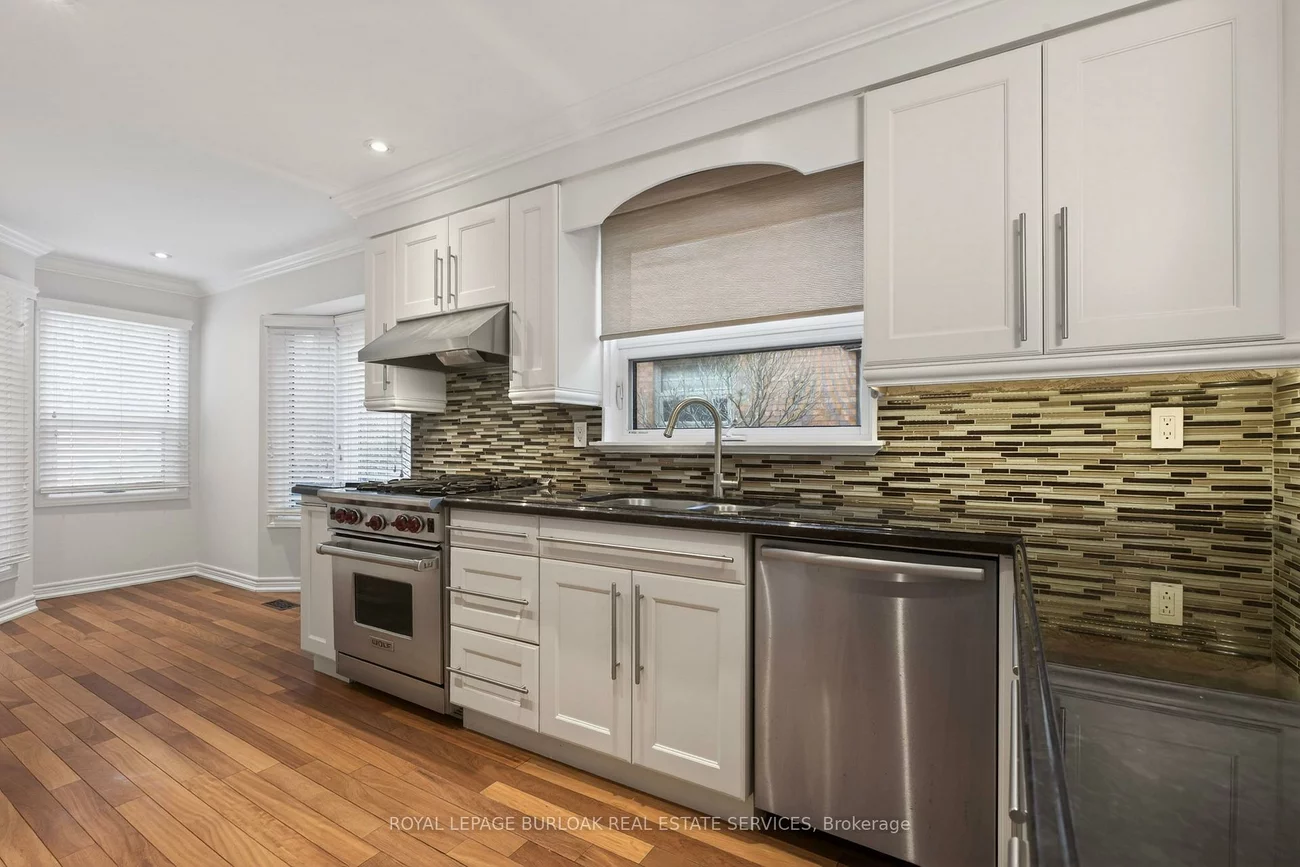 2065, Sixth, 1015 - RO River Oaks, Oakville