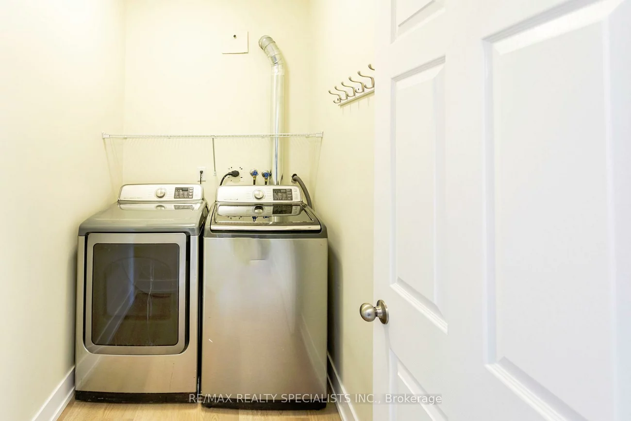 2511, Lakeshore, 1001 - BR Bronte, Oakville