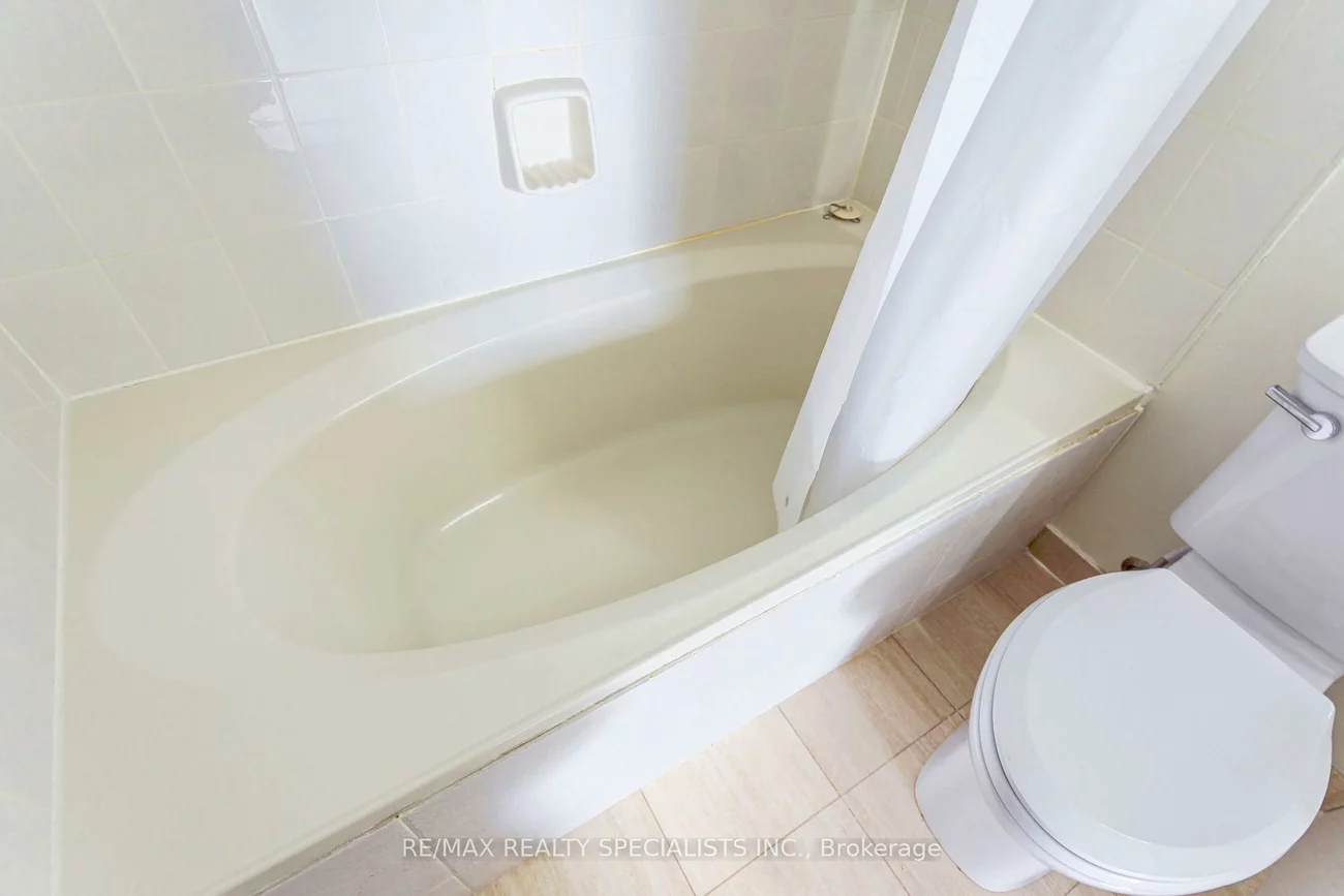 2511, Lakeshore, 1001 - BR Bronte, Oakville