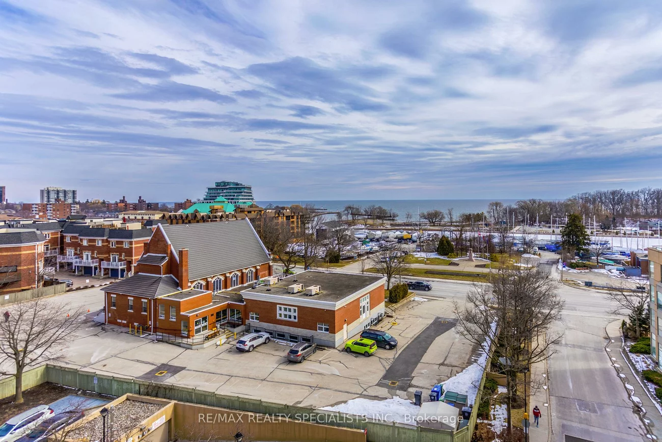 2511, Lakeshore, 1001 - BR Bronte, Oakville