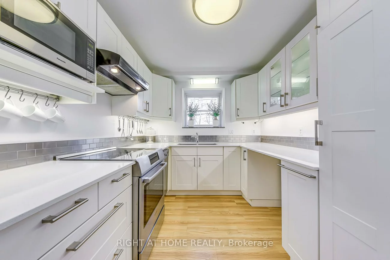 288, Reynolds, 1013 - OO Old Oakville, Oakville