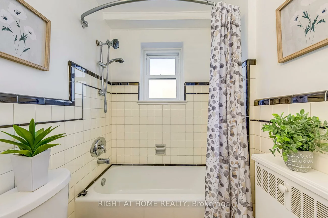 288, Reynolds, 1013 - OO Old Oakville, Oakville