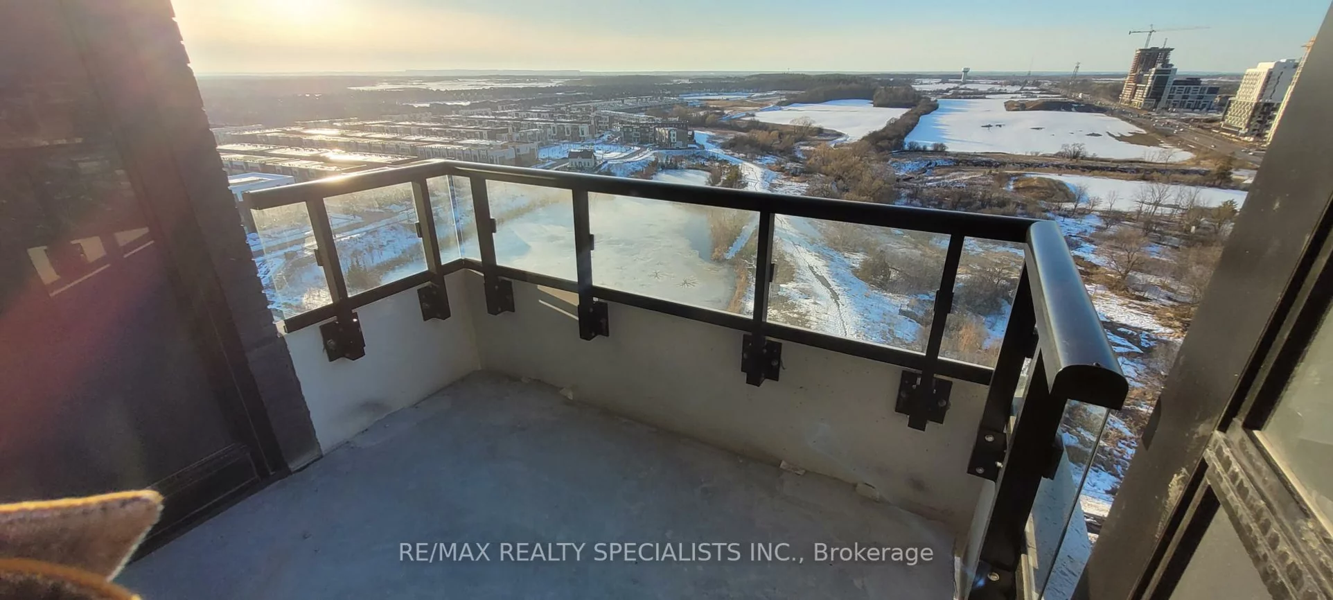 2489, Taunton, 1015 - RO River Oaks, Oakville