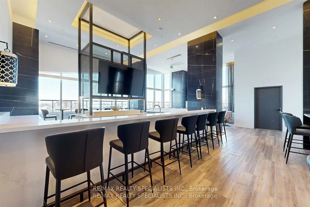 2489, Taunton, 1015 - RO River Oaks, Oakville