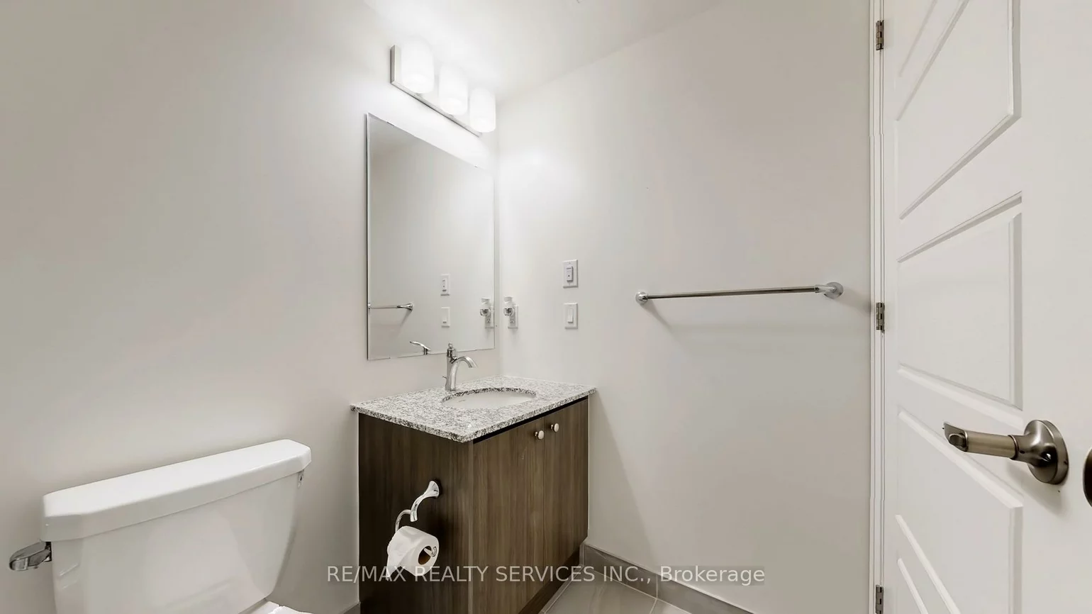 1415, Dundas, 1010 - JM Joshua Meadows, Oakville