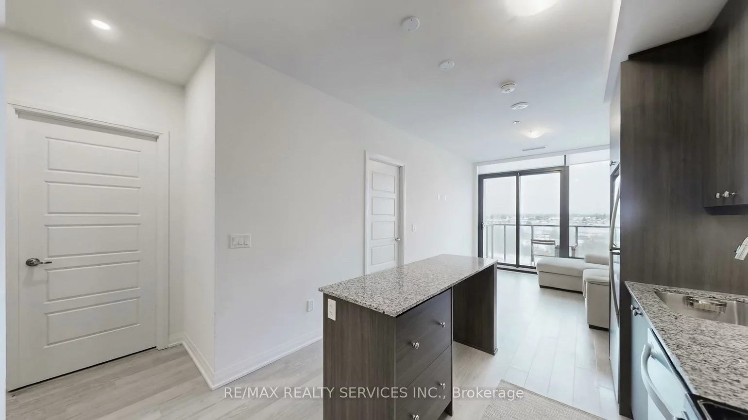 1415, Dundas, 1010 - JM Joshua Meadows, Oakville