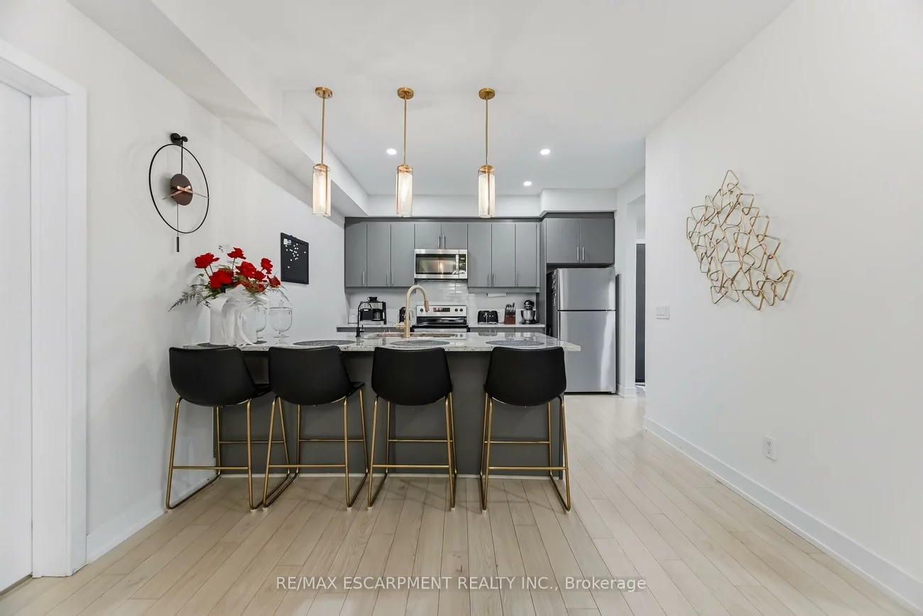 150, Oak Park, 1015 - RO River Oaks, Oakville