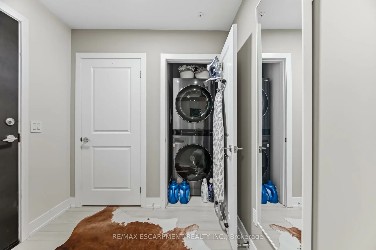 150, Oak Park, 1015 - RO River Oaks, Oakville