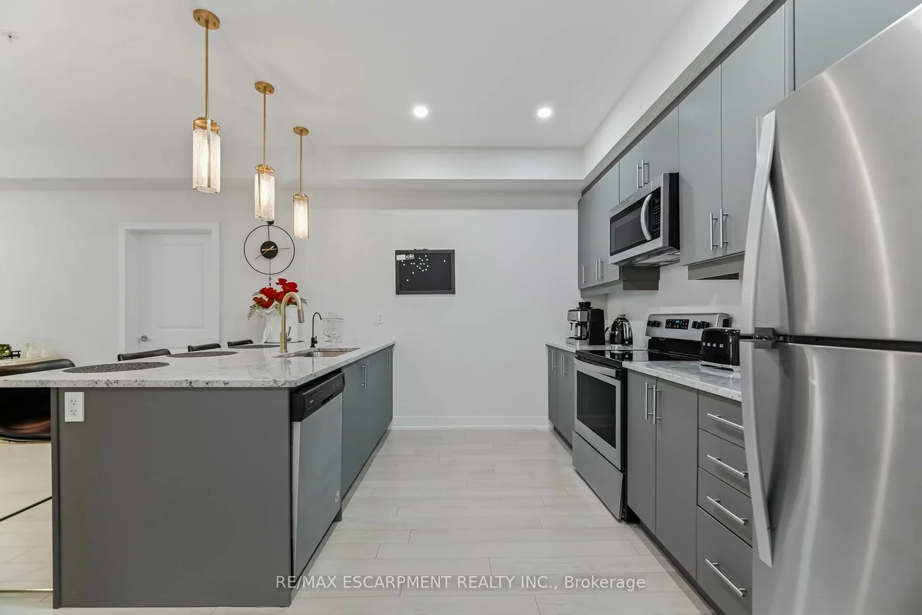 150, Oak Park, 1015 - RO River Oaks, Oakville