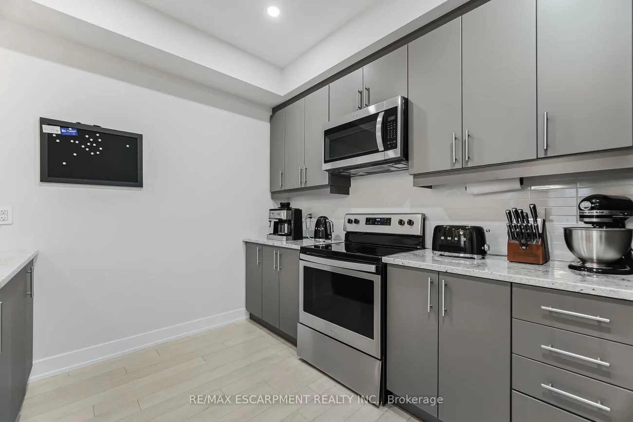 150, Oak Park, 1015 - RO River Oaks, Oakville