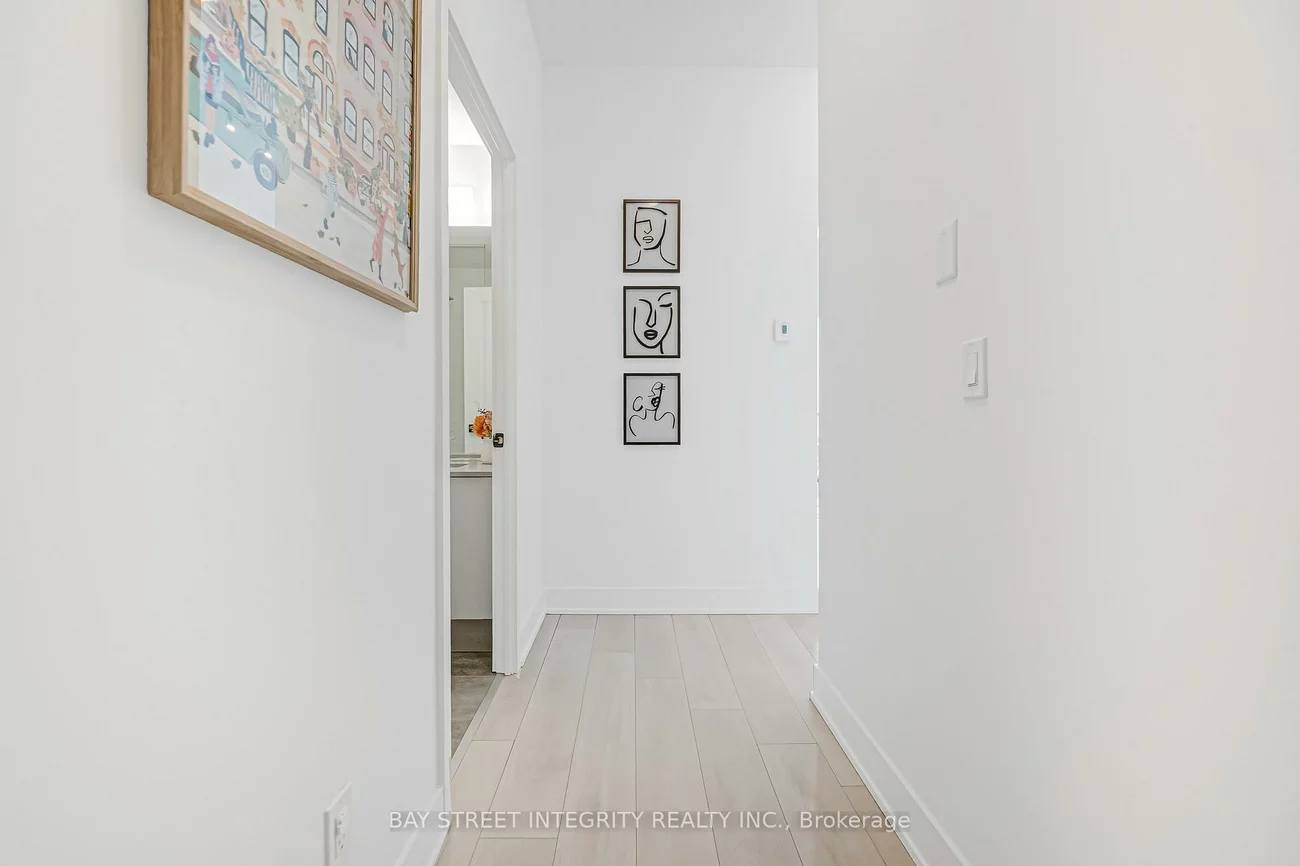 2485, Taunton, 1015 - RO River Oaks, Oakville