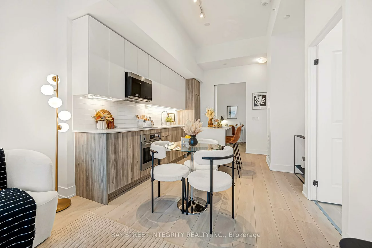 2485, Taunton, 1015 - RO River Oaks, Oakville