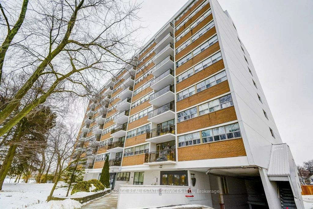 212, Kerr, 1002 - CO Central, Oakville