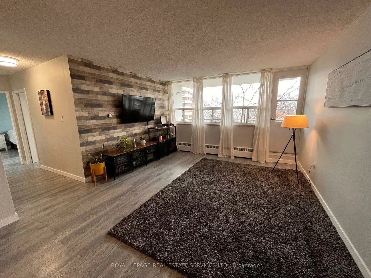 212, Kerr, 1002 - CO Central, Oakville