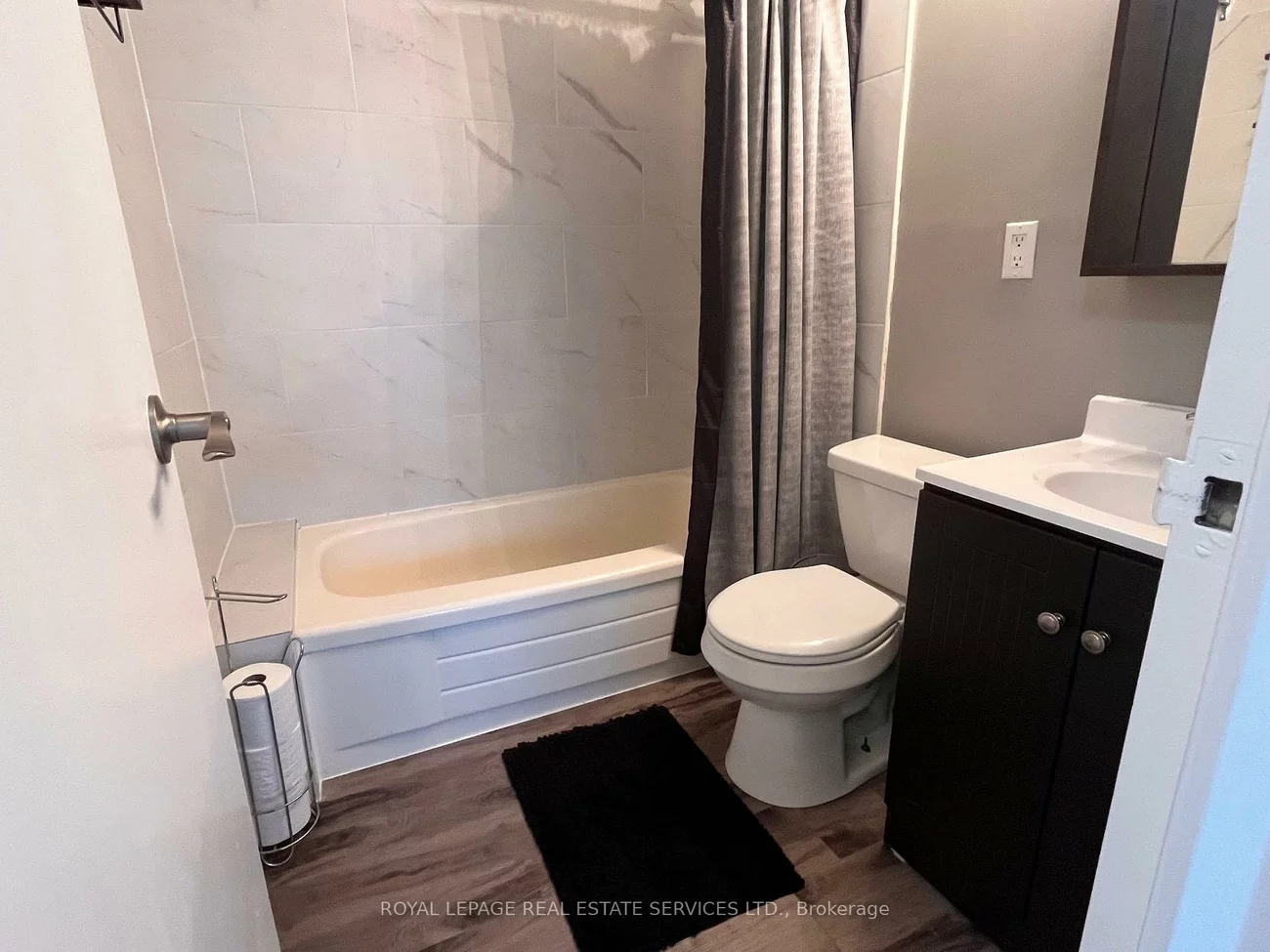 212, Kerr, 1002 - CO Central, Oakville