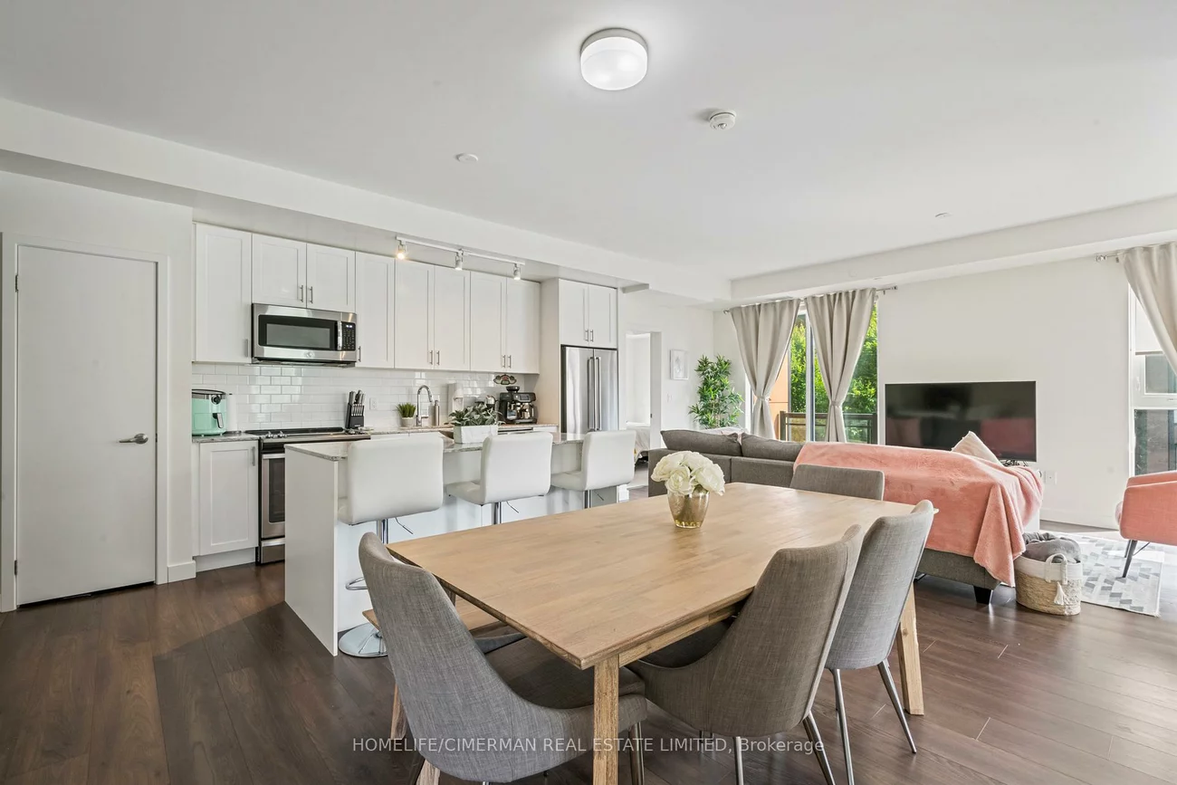 210, Sabina, 1008 - GO Glenorchy, Oakville