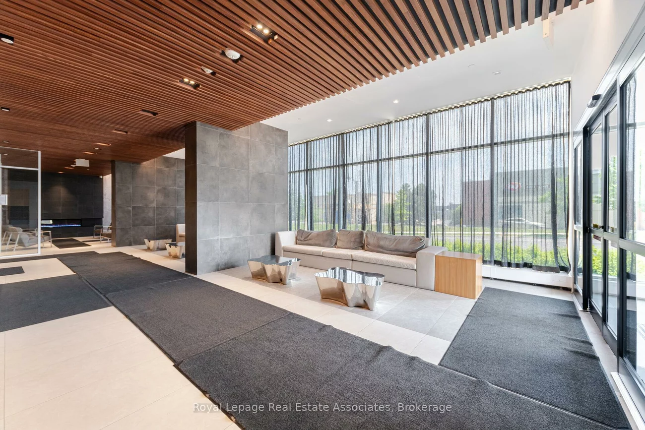 297, Oak Walk, 1015 - RO River Oaks, Oakville