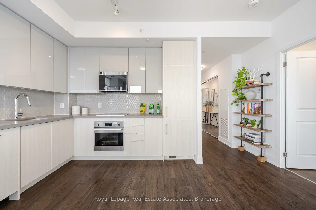 297, Oak Walk, 1015 - RO River Oaks, Oakville