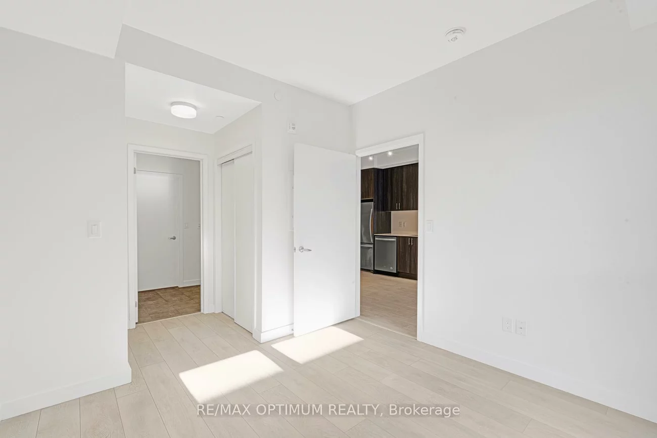 168, Sabina, 1008 - GO Glenorchy, Oakville