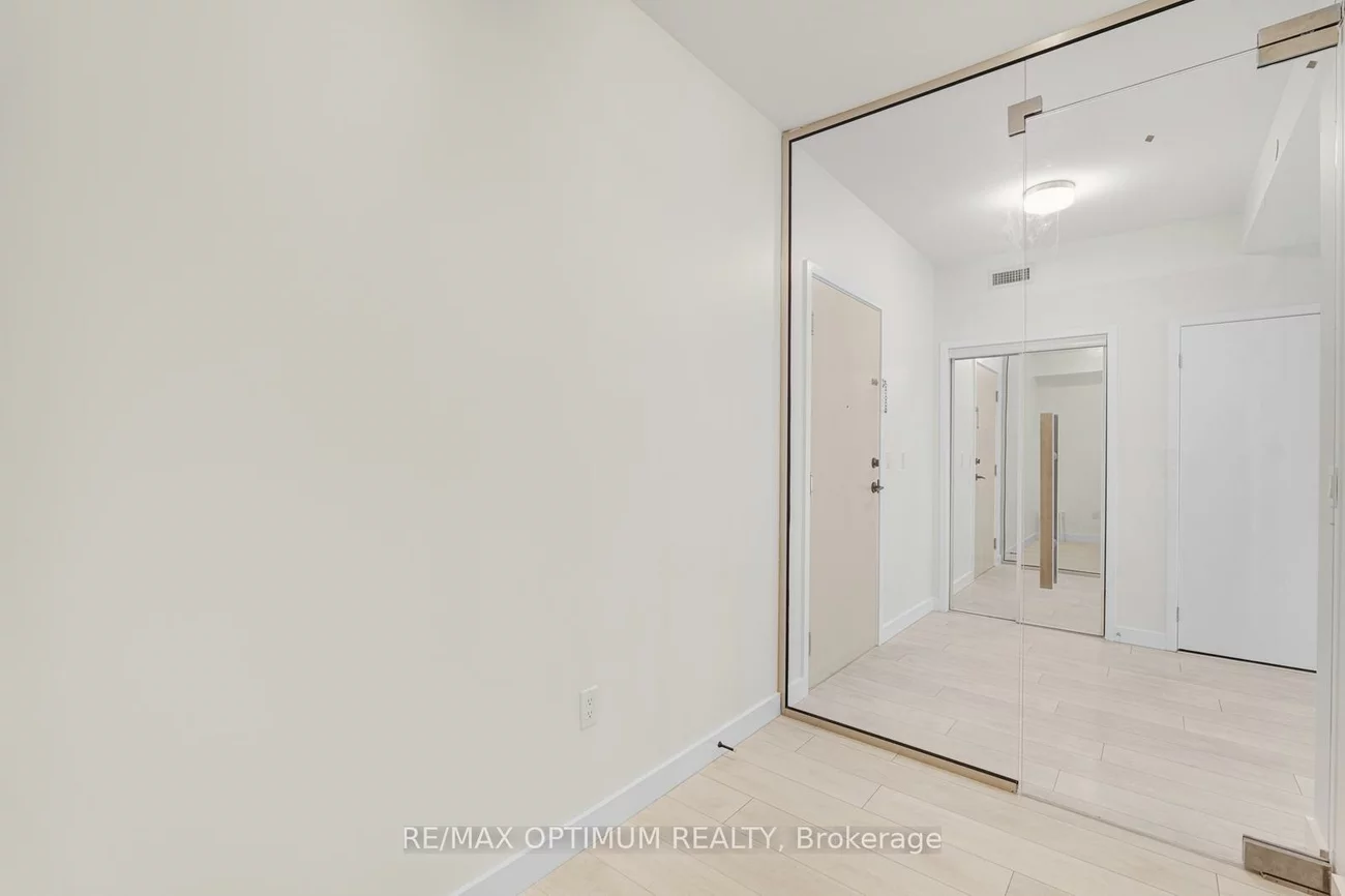 168, Sabina, 1008 - GO Glenorchy, Oakville