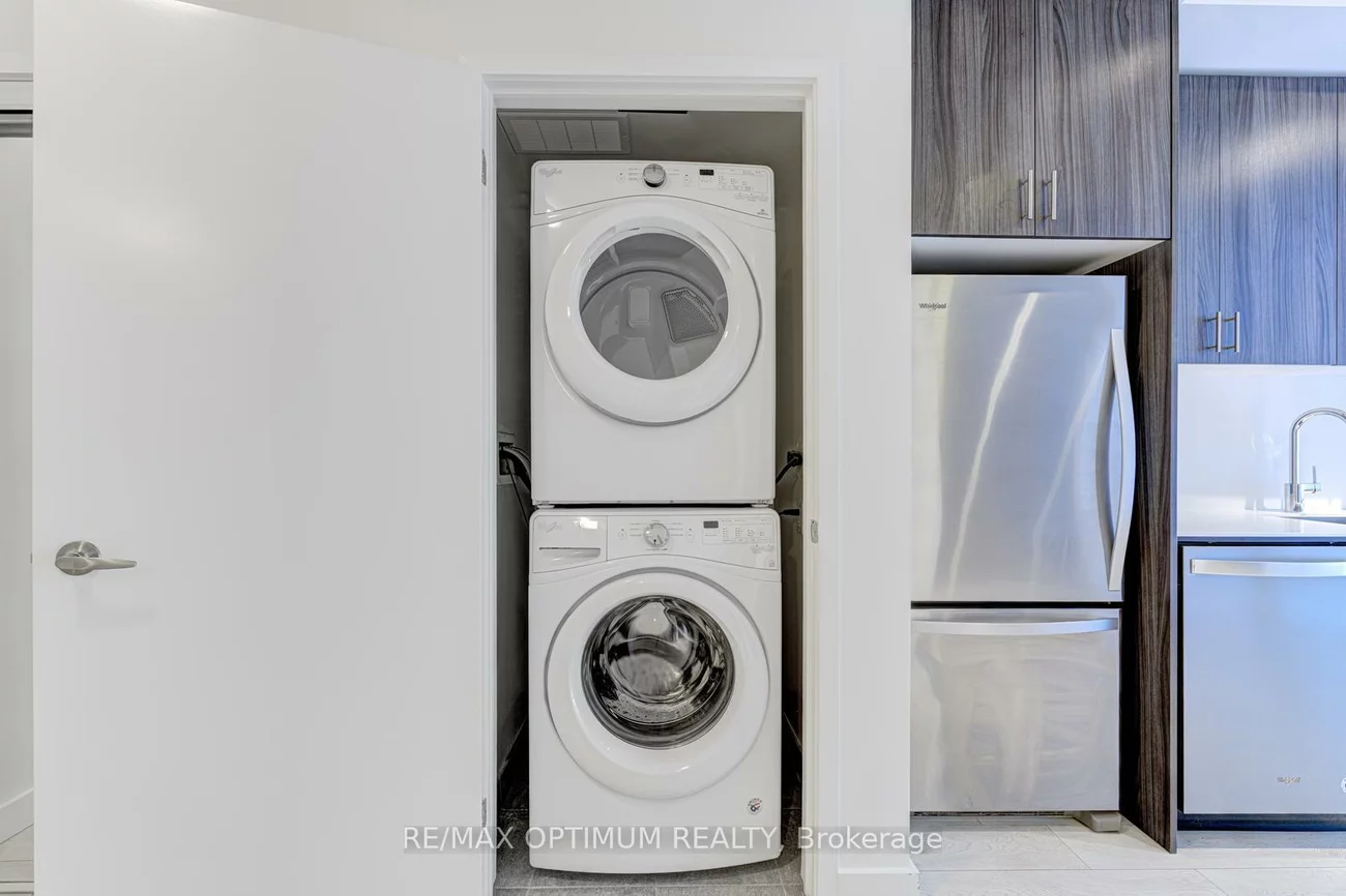 168, Sabina, 1008 - GO Glenorchy, Oakville