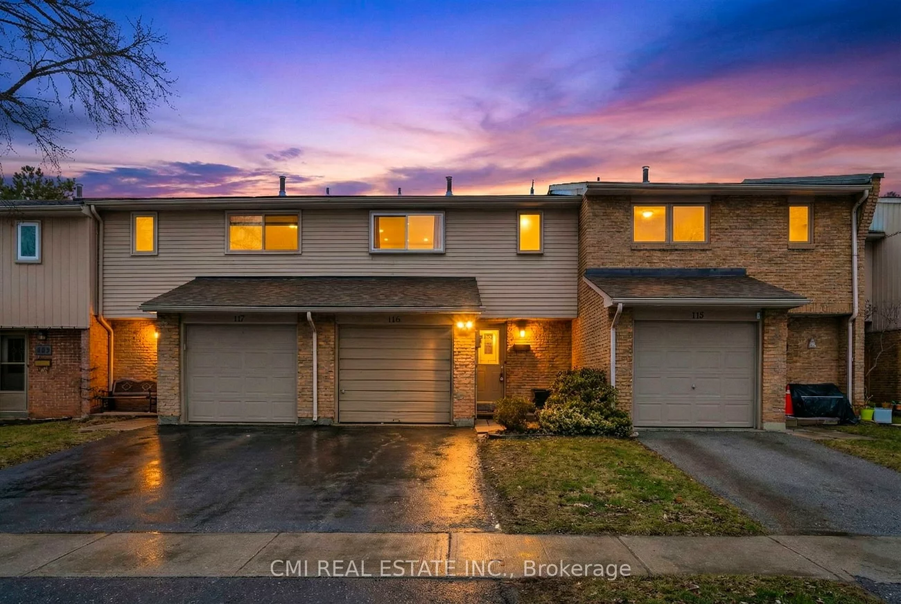 1538, Lancaster, 1005 - FA Falgarwood, Oakville