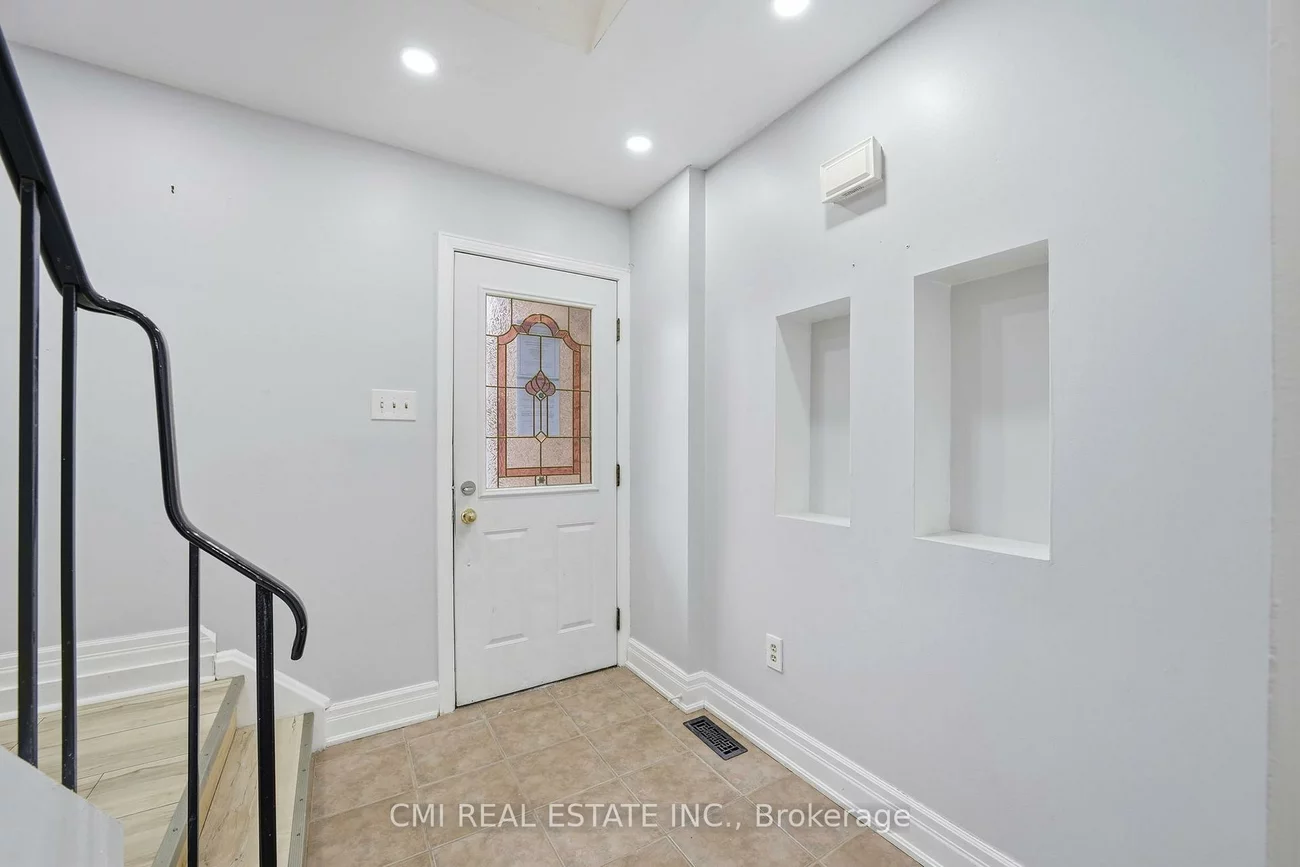 1538, Lancaster, 1005 - FA Falgarwood, Oakville