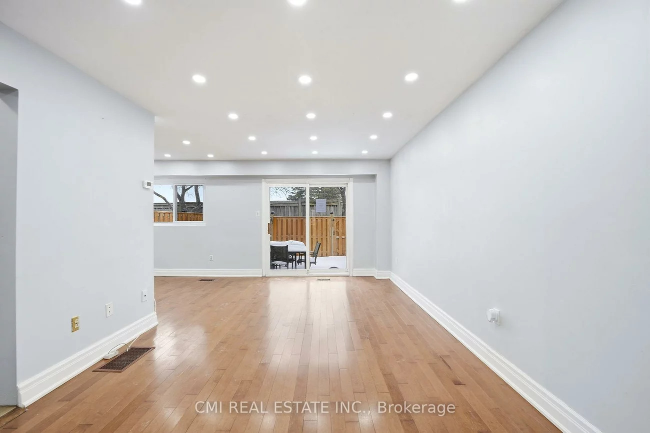 1538, Lancaster, 1005 - FA Falgarwood, Oakville