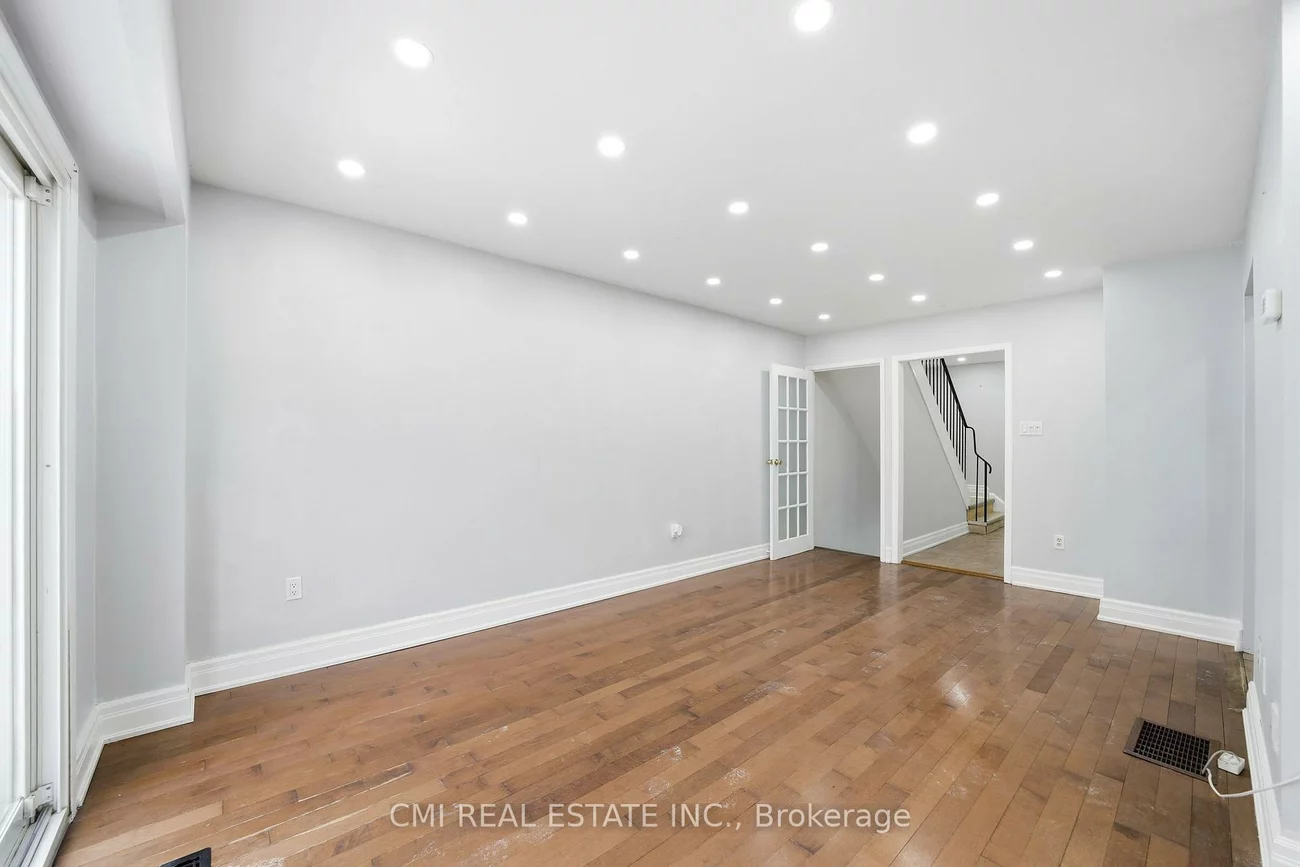 1538, Lancaster, 1005 - FA Falgarwood, Oakville