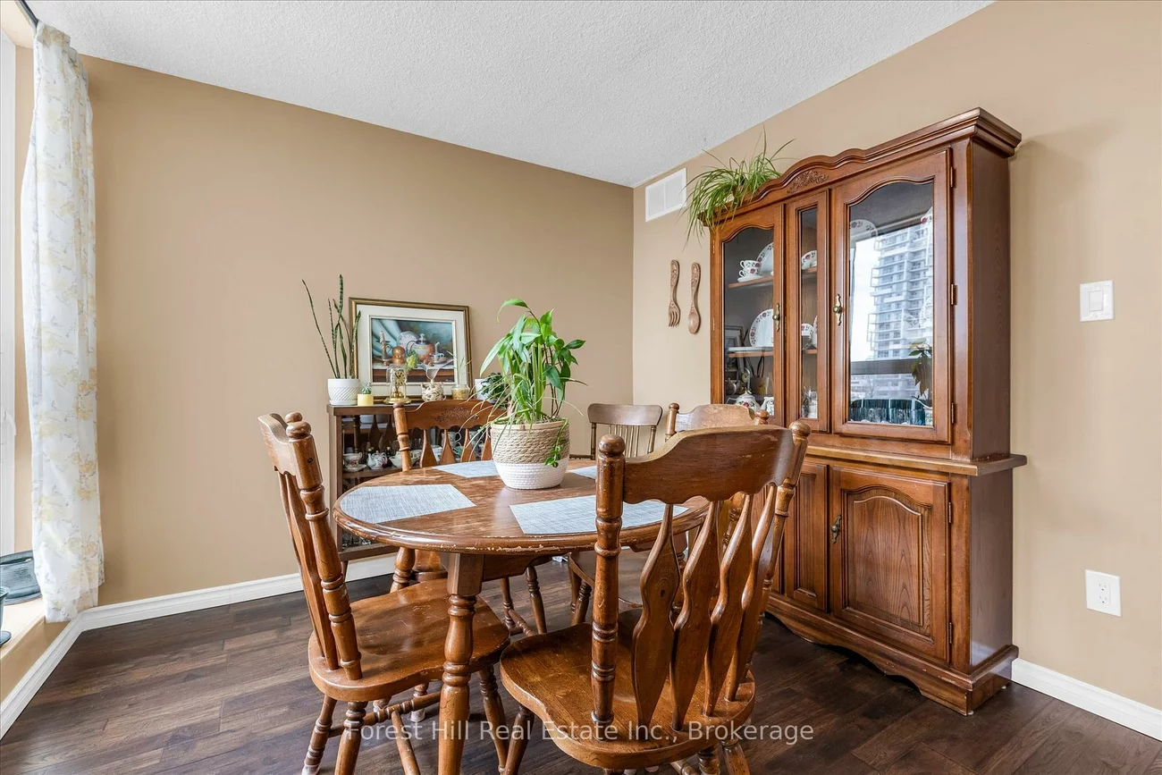 20, Speers, 1002 - CO Central, Oakville