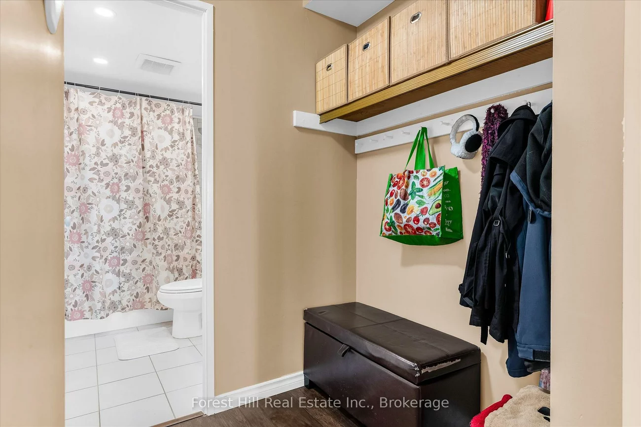 20, Speers, 1002 - CO Central, Oakville