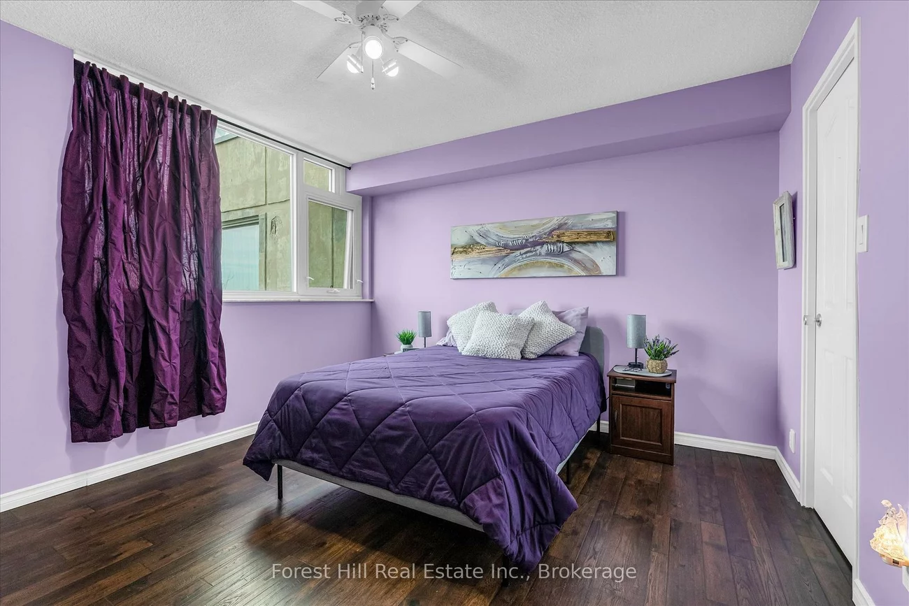 20, Speers, 1002 - CO Central, Oakville