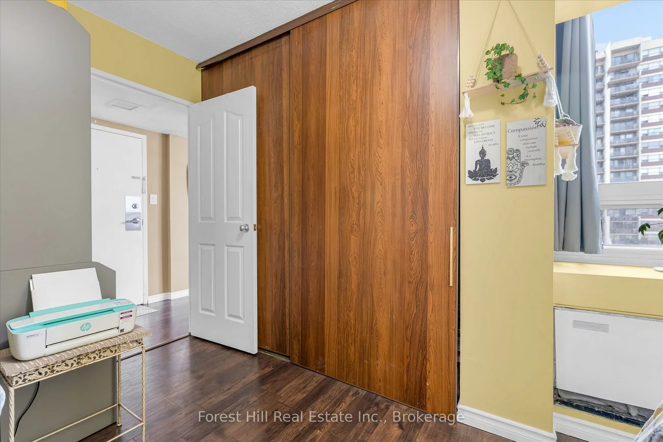 20, Speers, 1002 - CO Central, Oakville