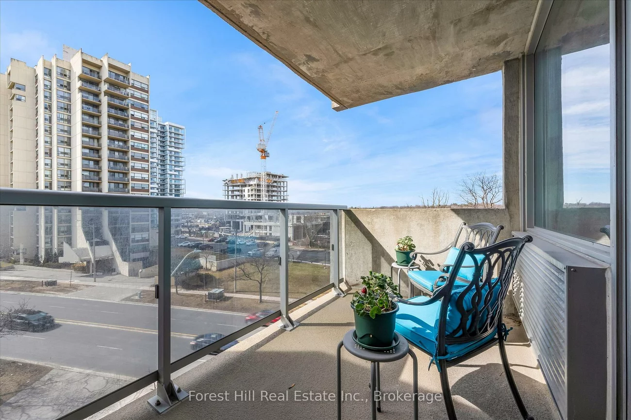 20, Speers, 1002 - CO Central, Oakville