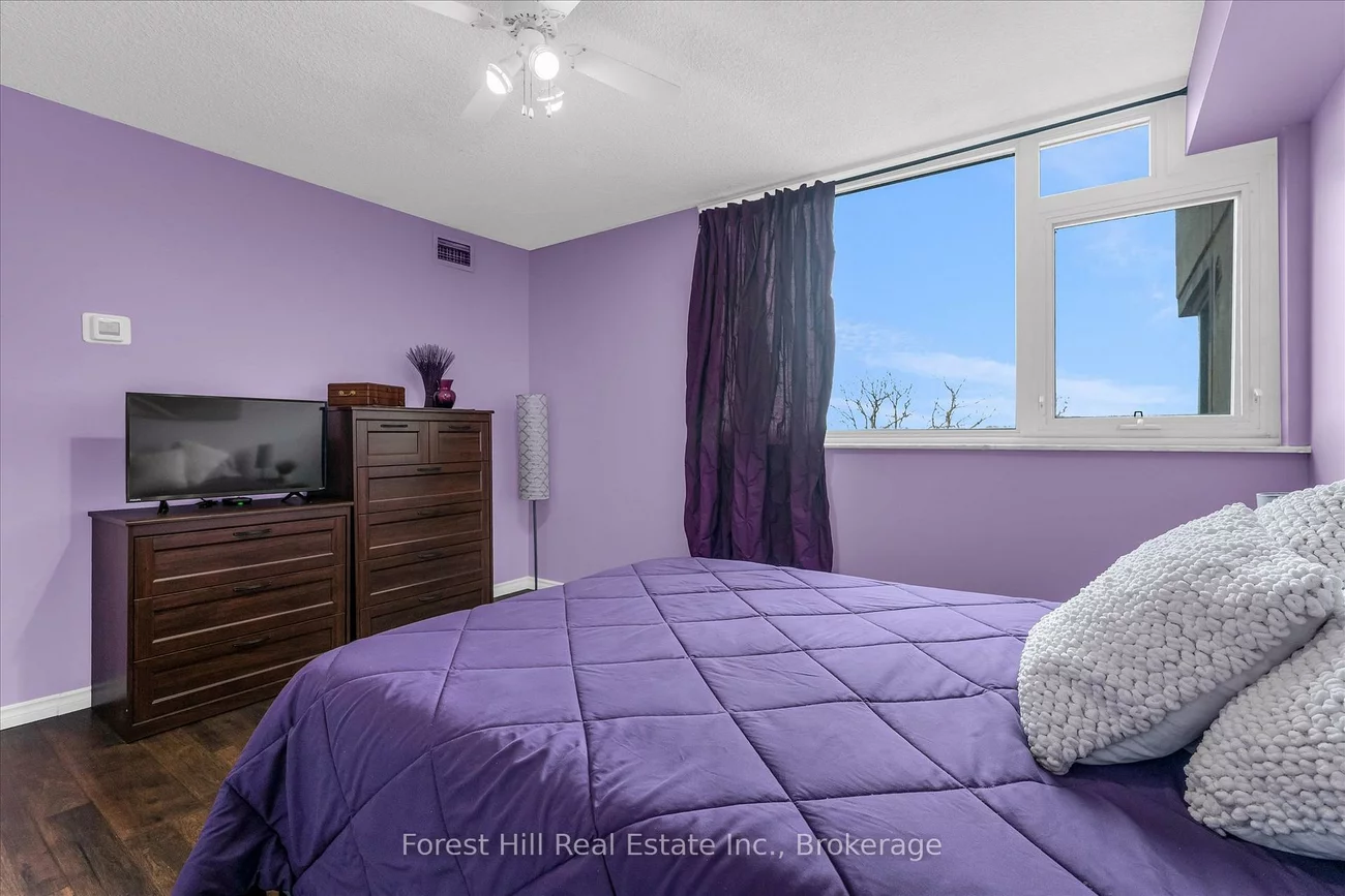 20, Speers, 1002 - CO Central, Oakville