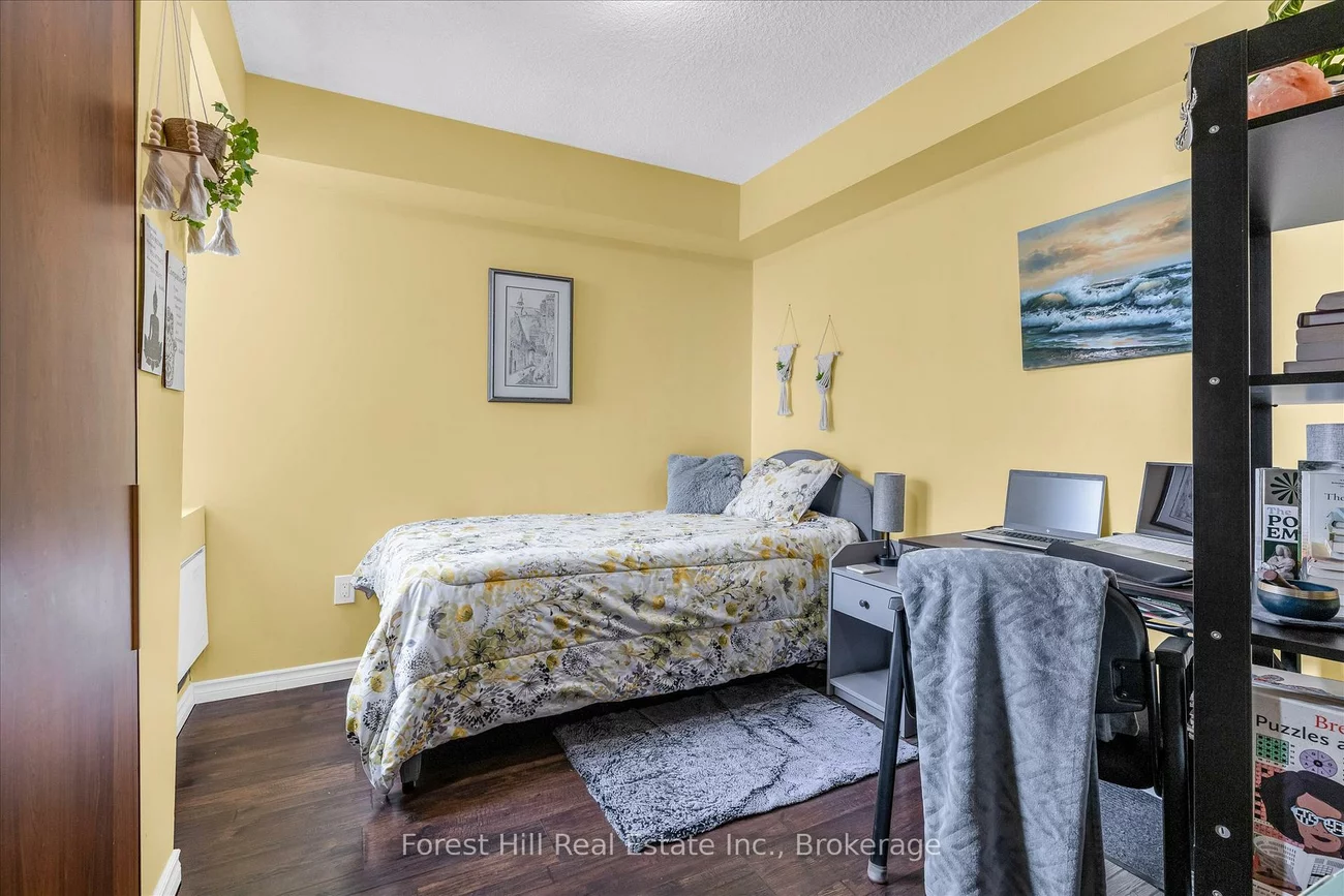 20, Speers, 1002 - CO Central, Oakville