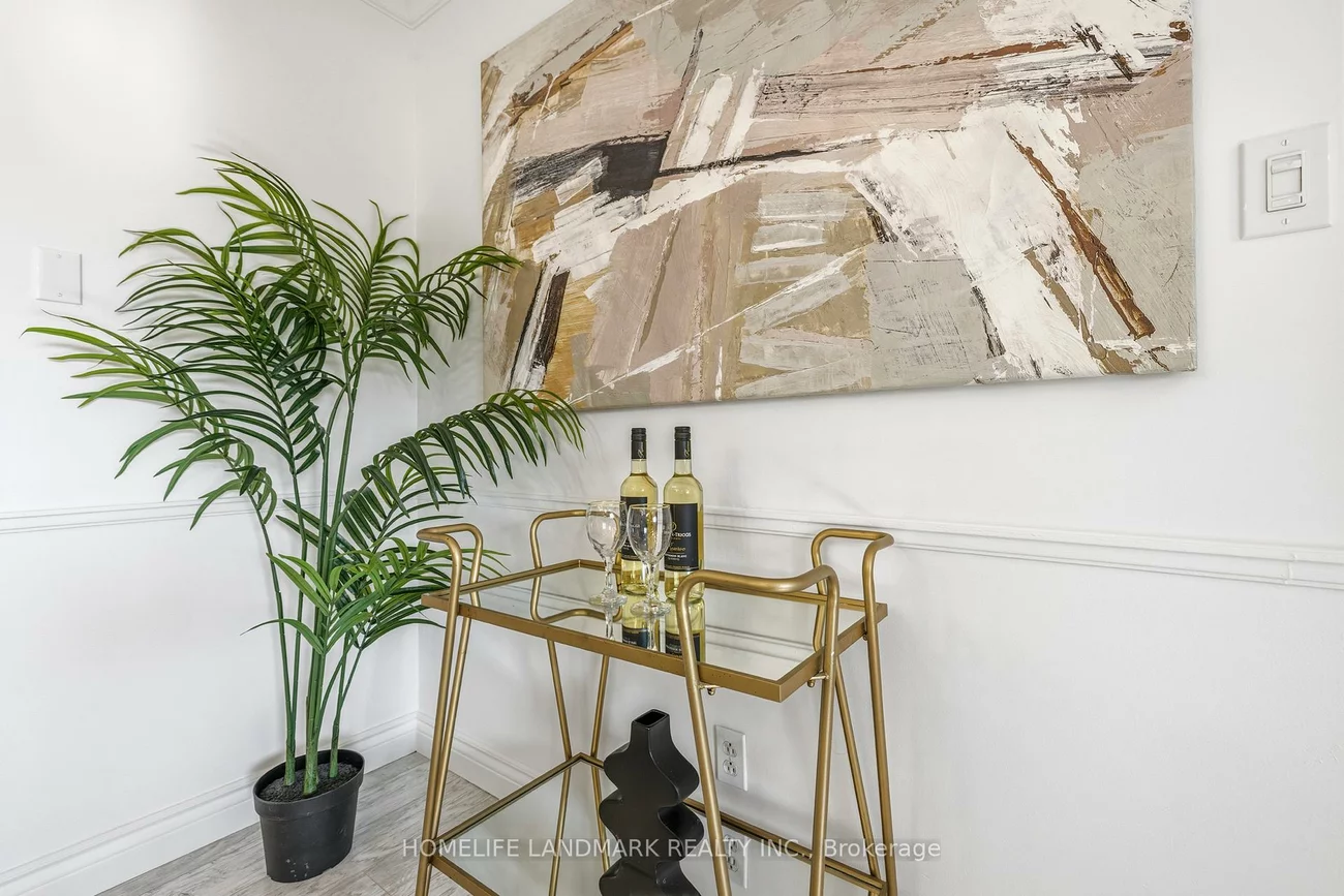 1270, Gainsborough, 1005 - FA Falgarwood, Oakville