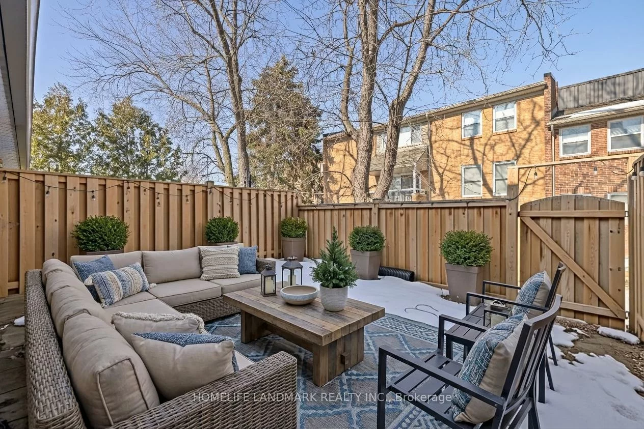 1270, Gainsborough, 1005 - FA Falgarwood, Oakville