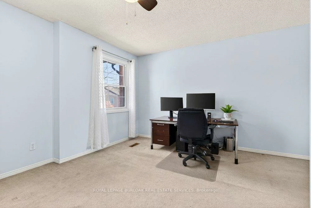 2004, Glenada, 1018 - WC Wedgewood Creek, Oakville