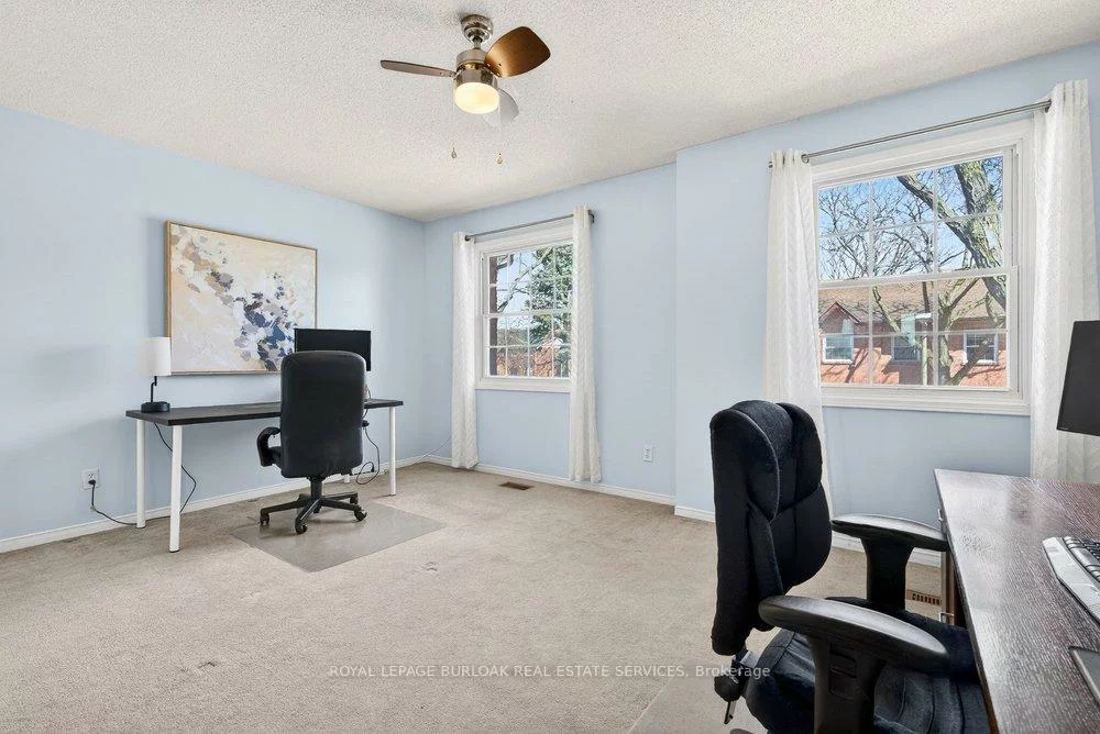 2004, Glenada, 1018 - WC Wedgewood Creek, Oakville