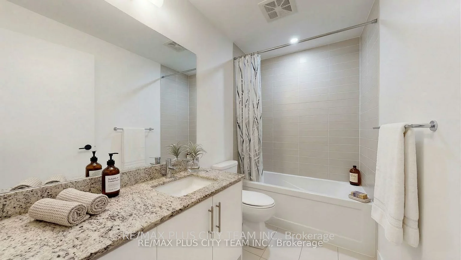 345, Wheat Boom, 1010 - JM Joshua Meadows, Oakville