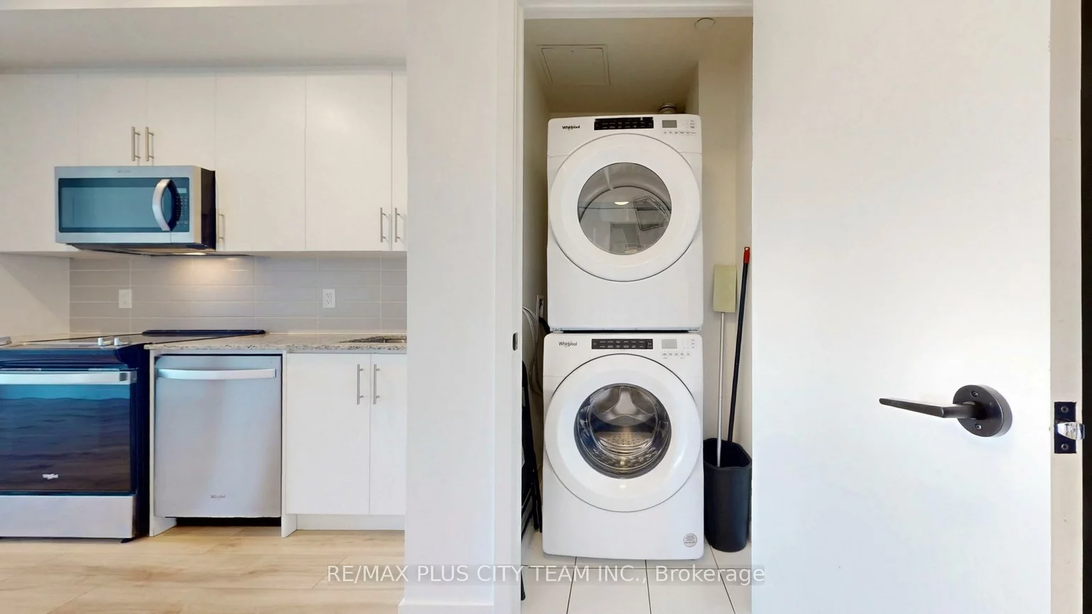 345, Wheat Boom, 1010 - JM Joshua Meadows, Oakville