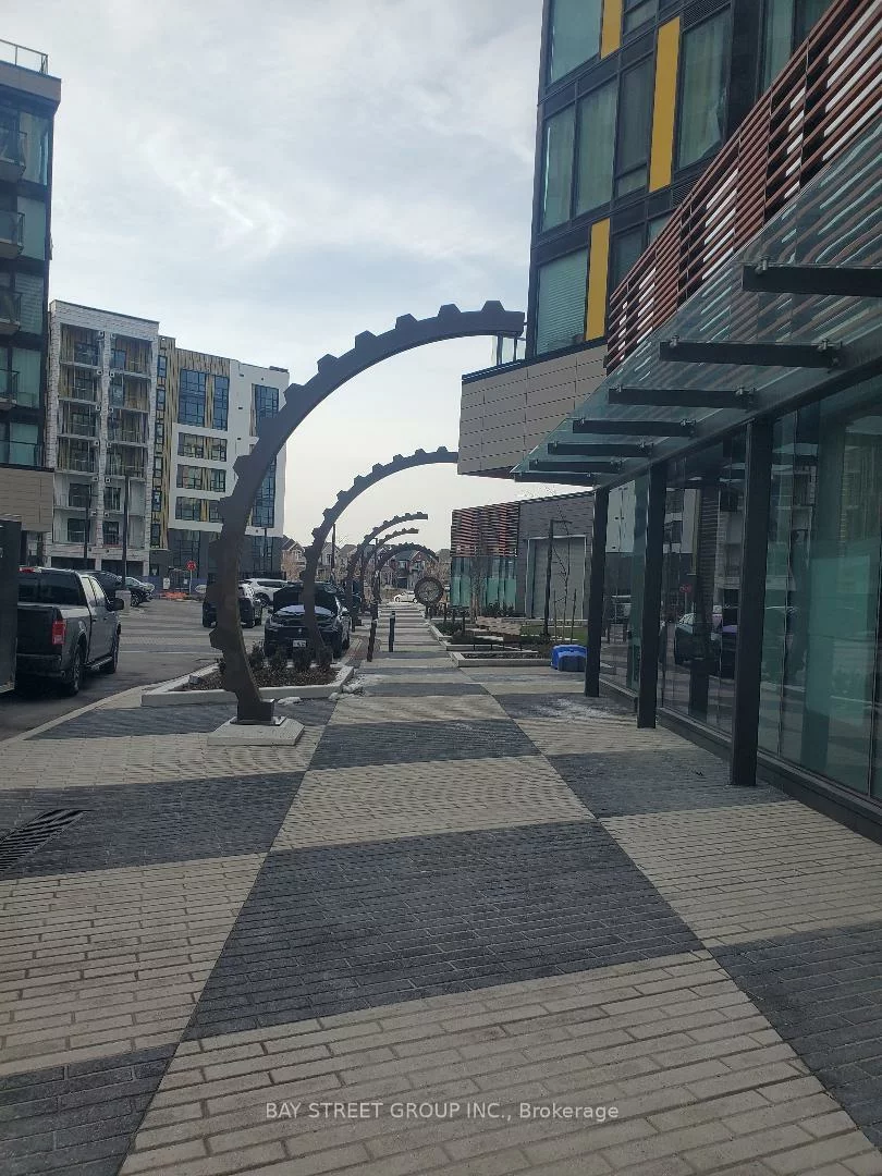 1415, Dundas, 1010 - JM Joshua Meadows, Oakville