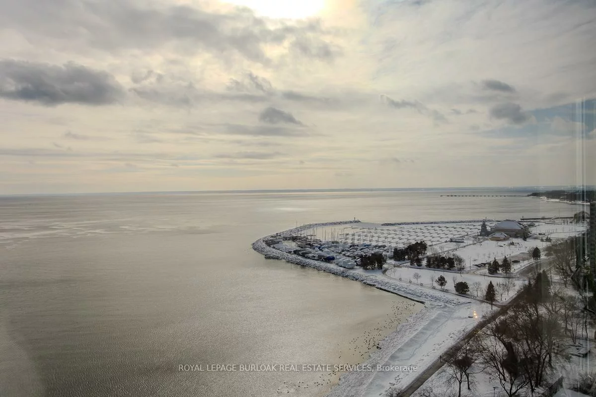 2170, Marine, 1001 - BR Bronte, Oakville